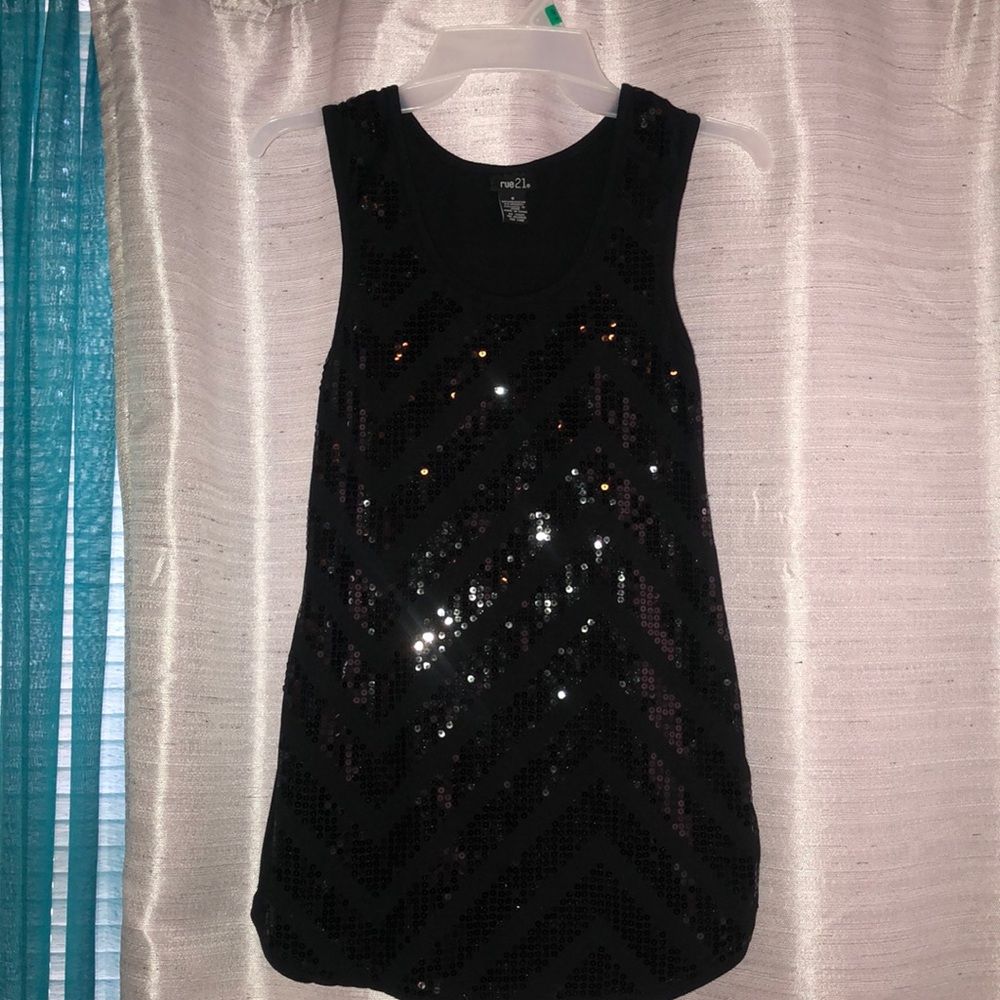 Sleeveless top
